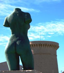 Escultura-Torre