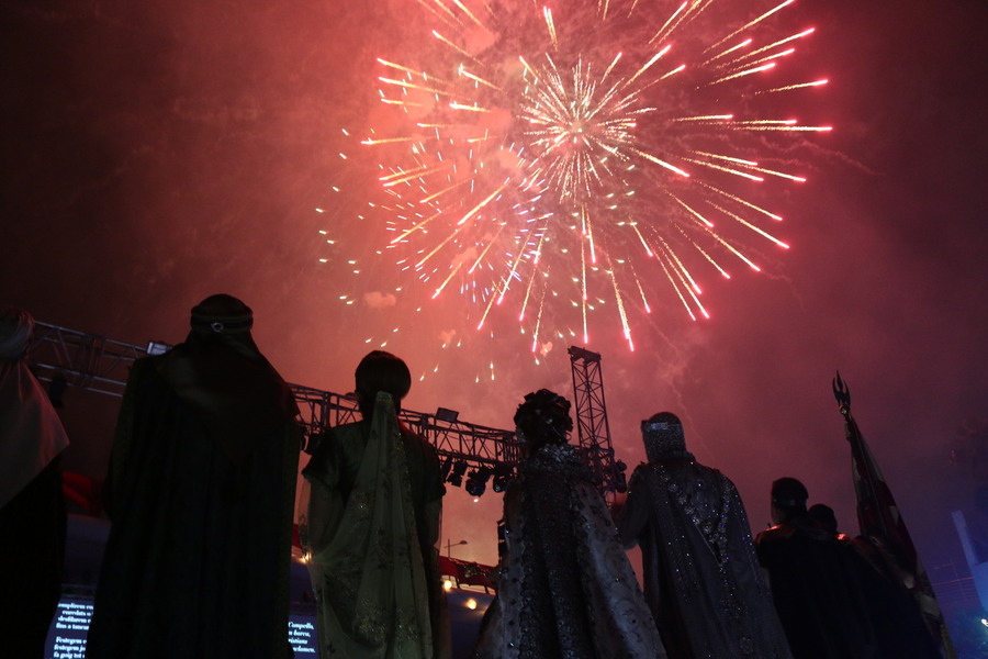 fuegos-campello-fiestas-moros-costablanca